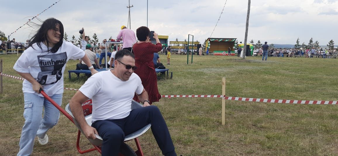 В селе Тумутук прошел Сабантуй