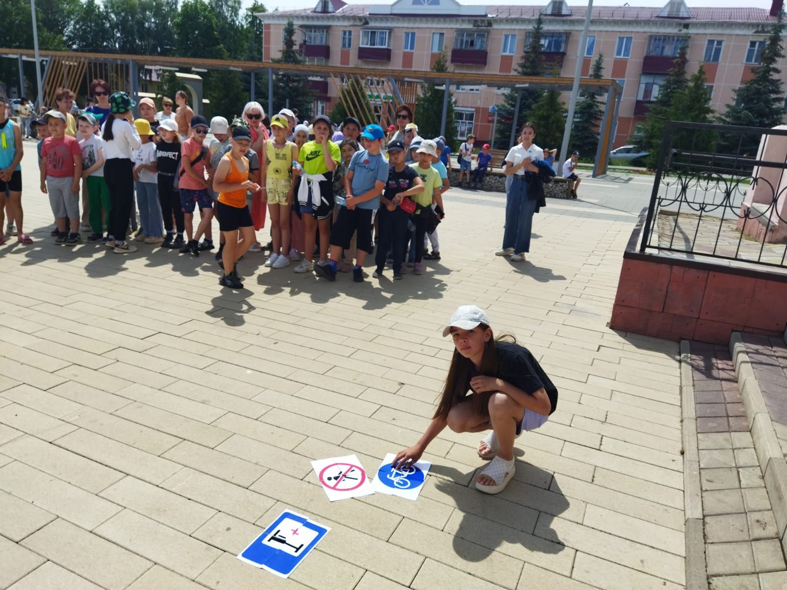 В Азнакаево дети изучают правила дорожного движения