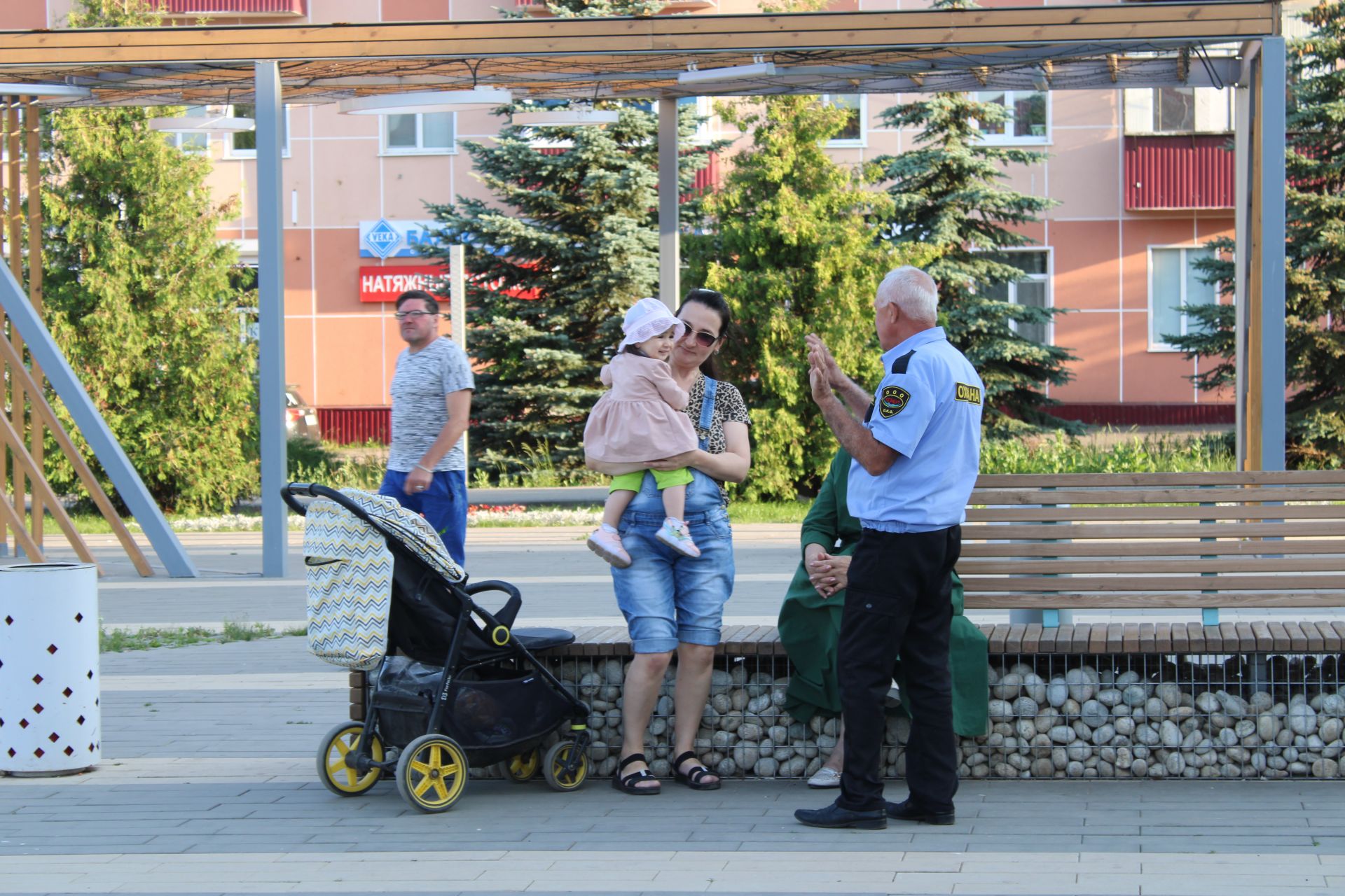 В Азнакаево культурная жизнь горожан становится ярче