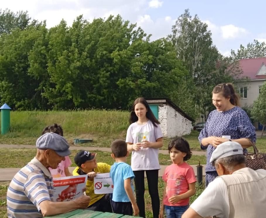 В Азнакаево провели Всемирный день без табака