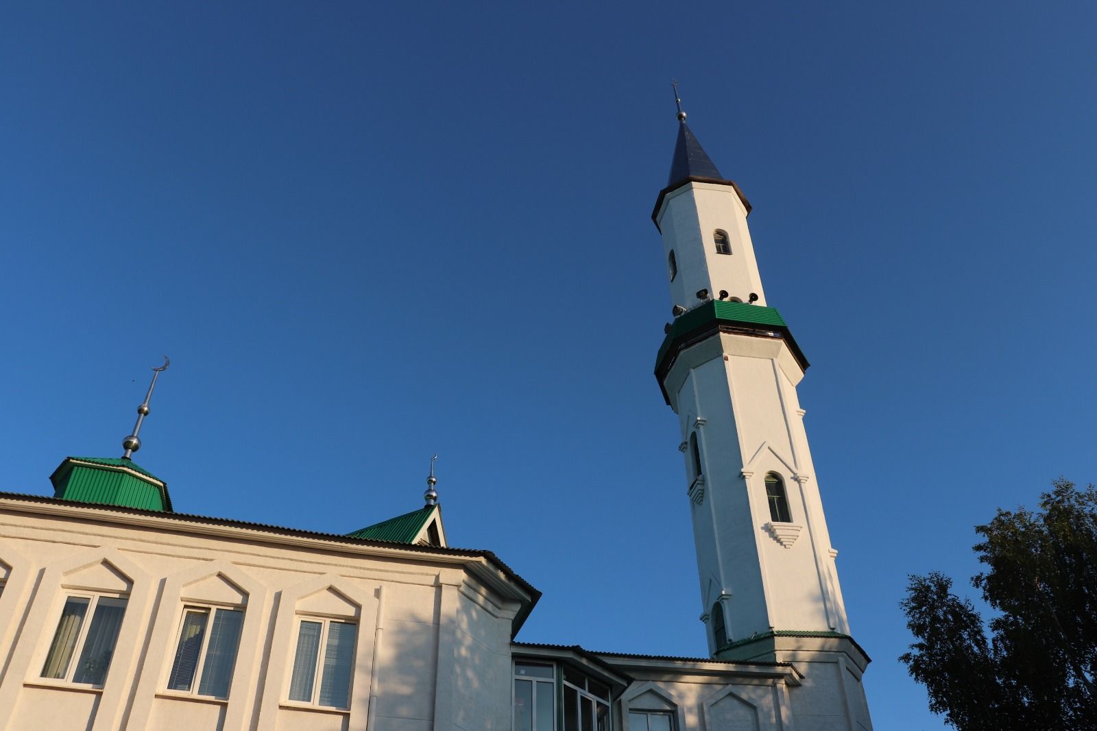 Курбан-байрам озарил Азнакаево светом веры