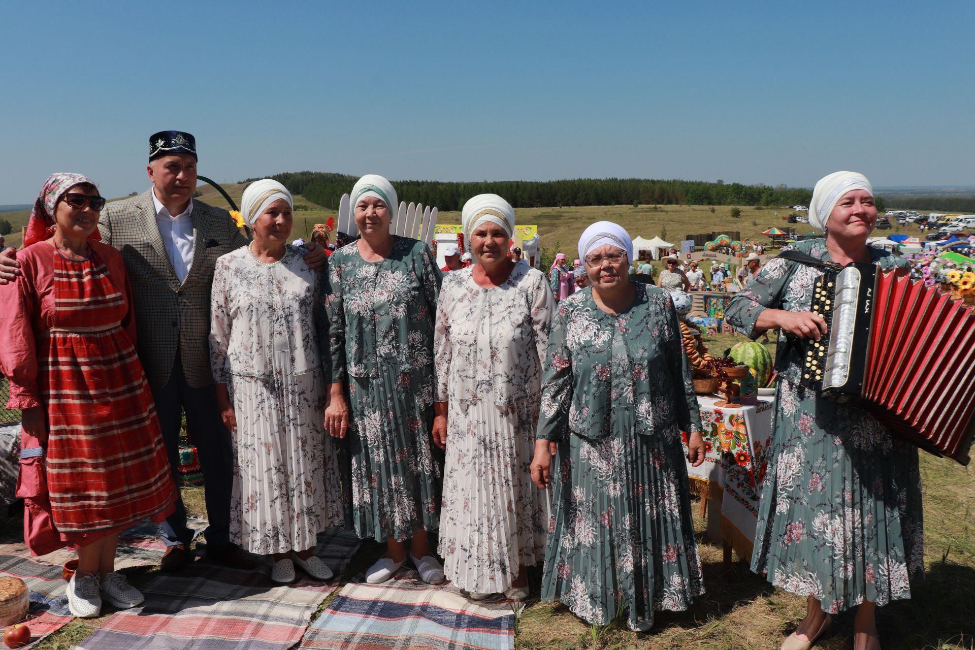 На горе Чатыр-Тау в Азнакаево состоялся фольклорный фестиваль «Чатыр-Тауда жыен»