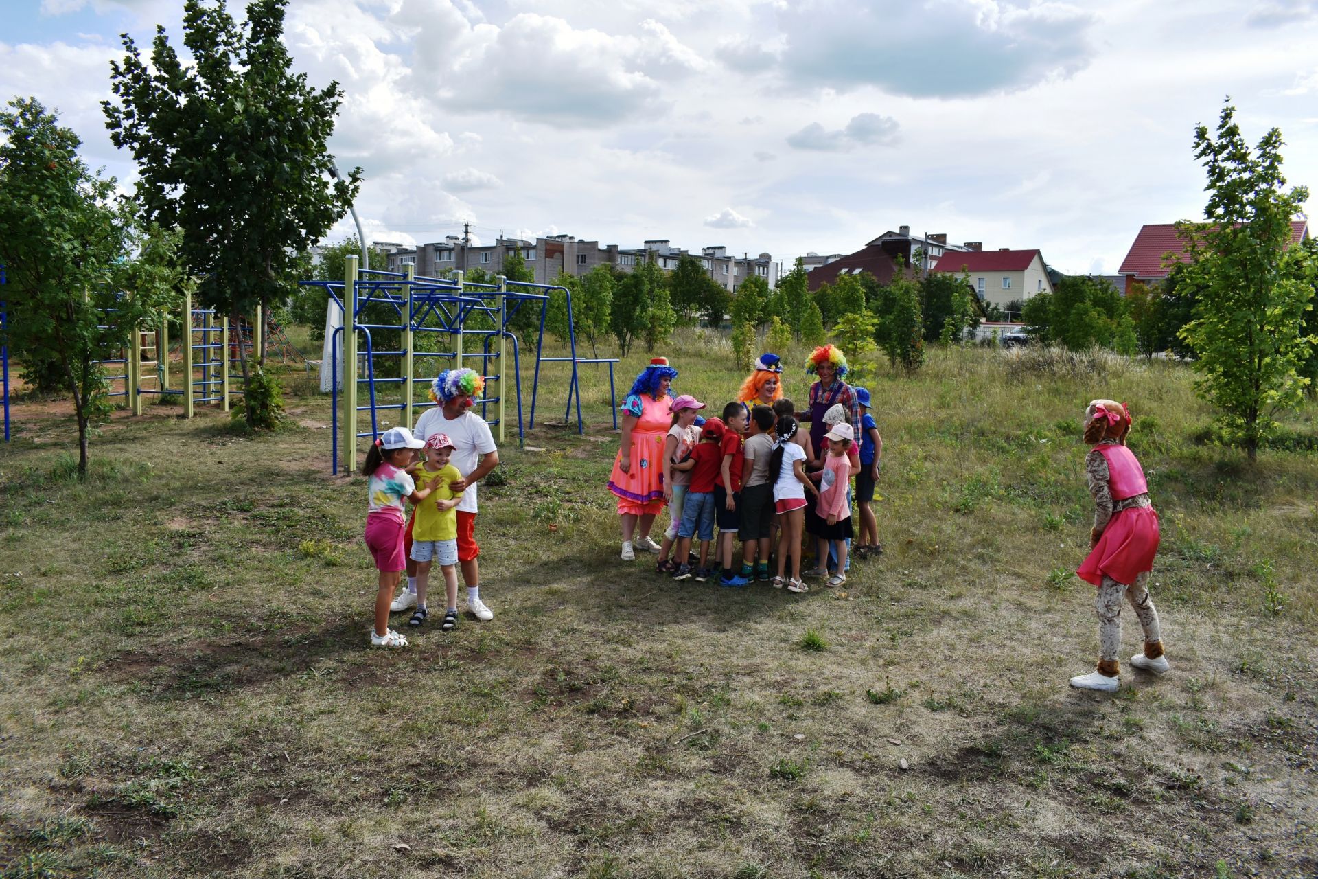 В Азнакаево для детей еженедельно проводят веселые конкурсы