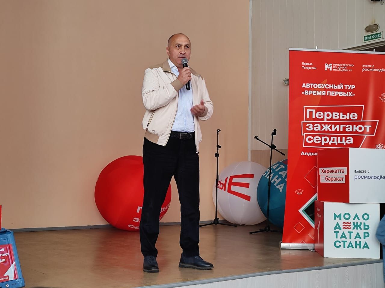 Азнакайлылар “Алдынгылар вакыты” автобус турын каршылады