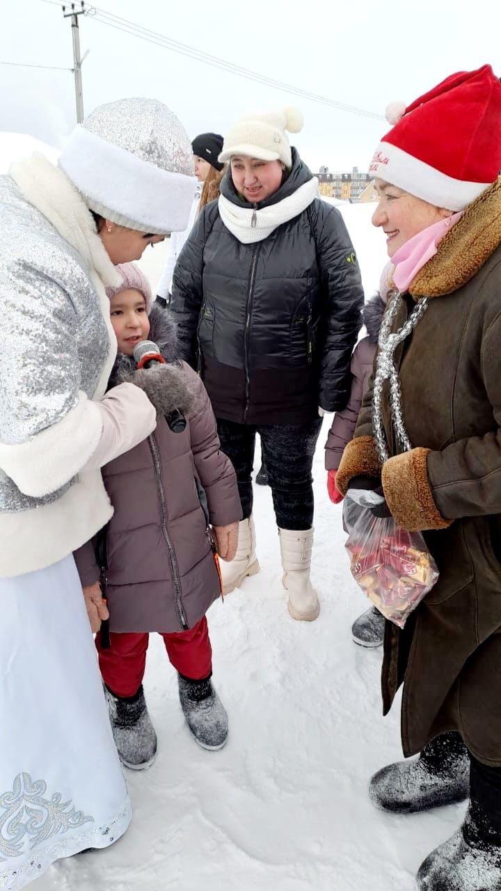 В микрорайоне Монолит города Азнакаево весело провели праздники