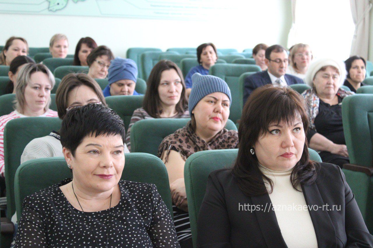 Азнакайда сәламәтлеге чикле балалар аналары җыелды