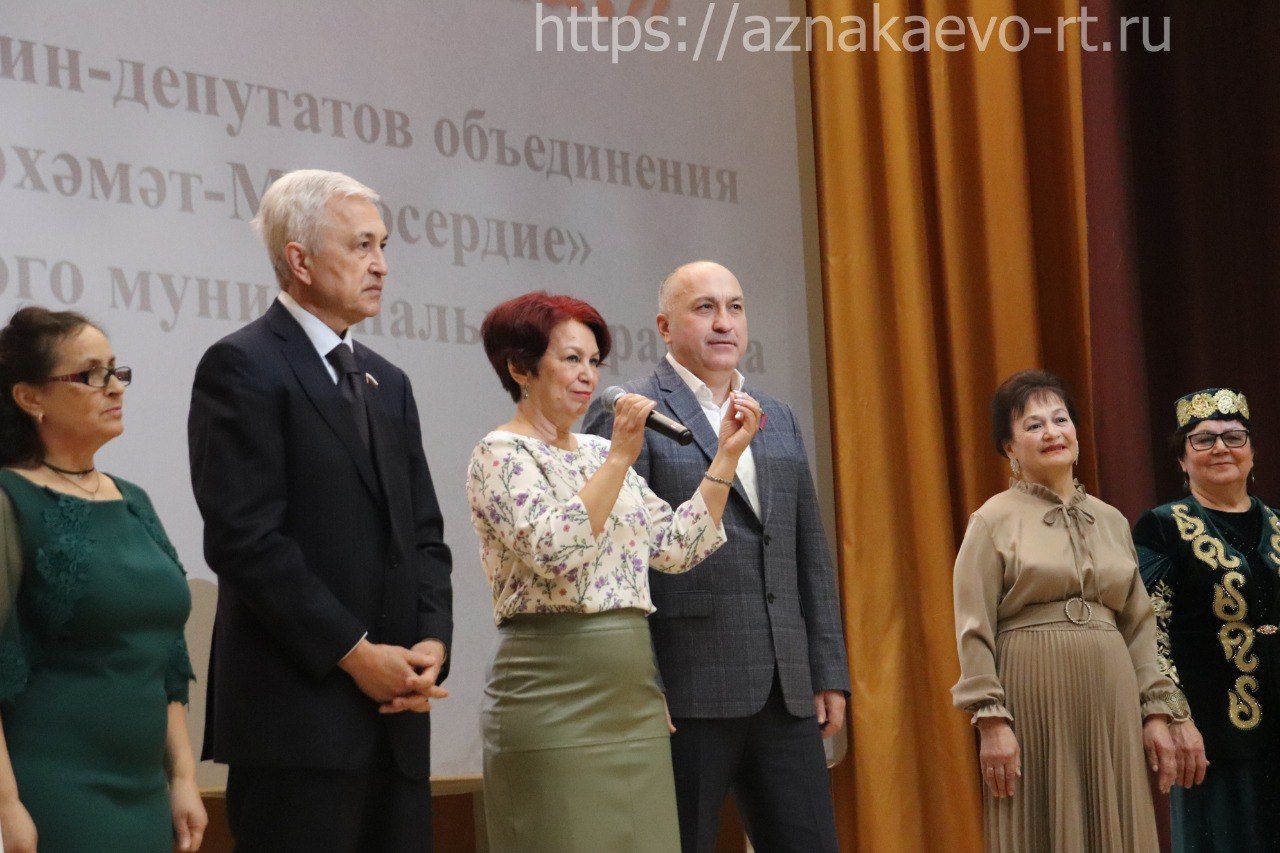 В Азнакаево соревновались женщины-депутаты