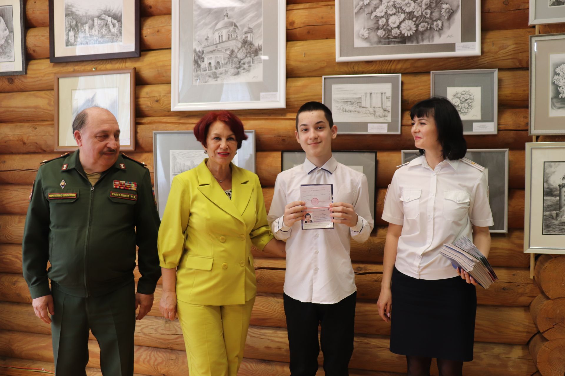 Азнакайның егет-кызларына паспортлар тапшырдылар