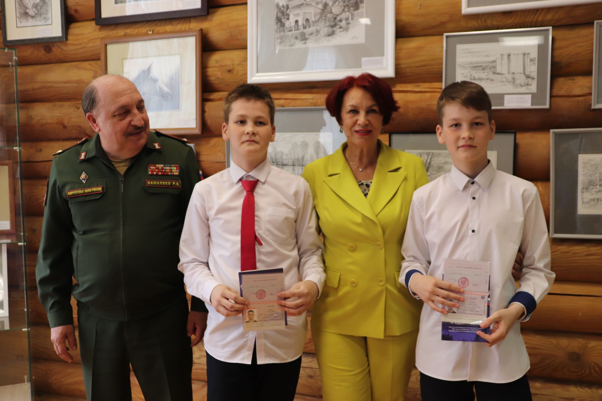 Азнакайның егет-кызларына паспортлар тапшырдылар