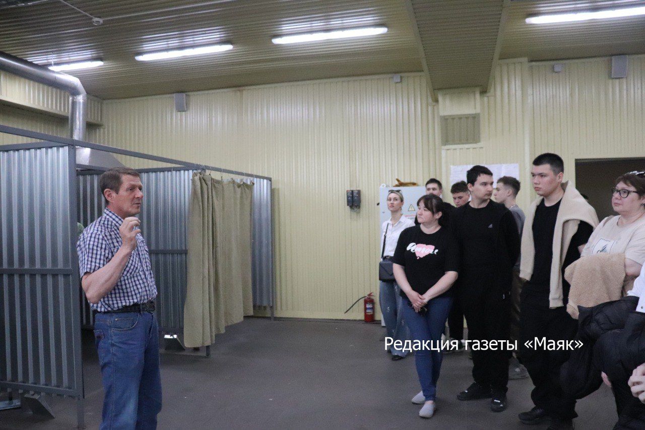 Азнакай техникумында Ачык ишекләр көне үтте