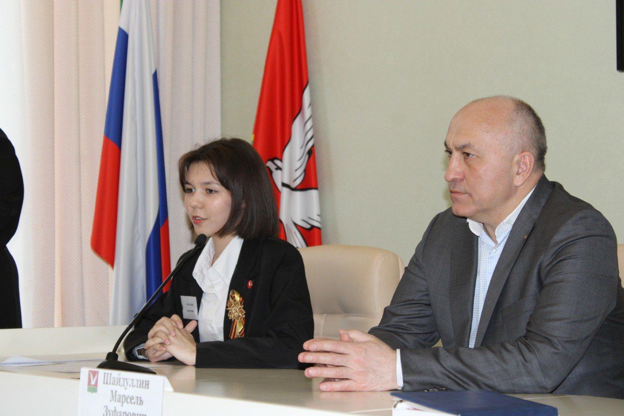 Азнакайда Дублер көне үтте