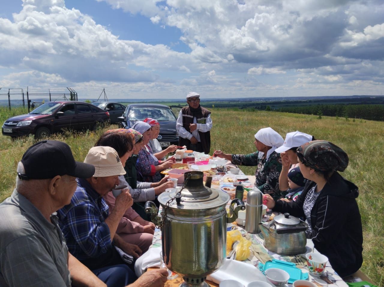 Азнакай районының Сәпәй авылында җиләк җыю бәйрәме үтте