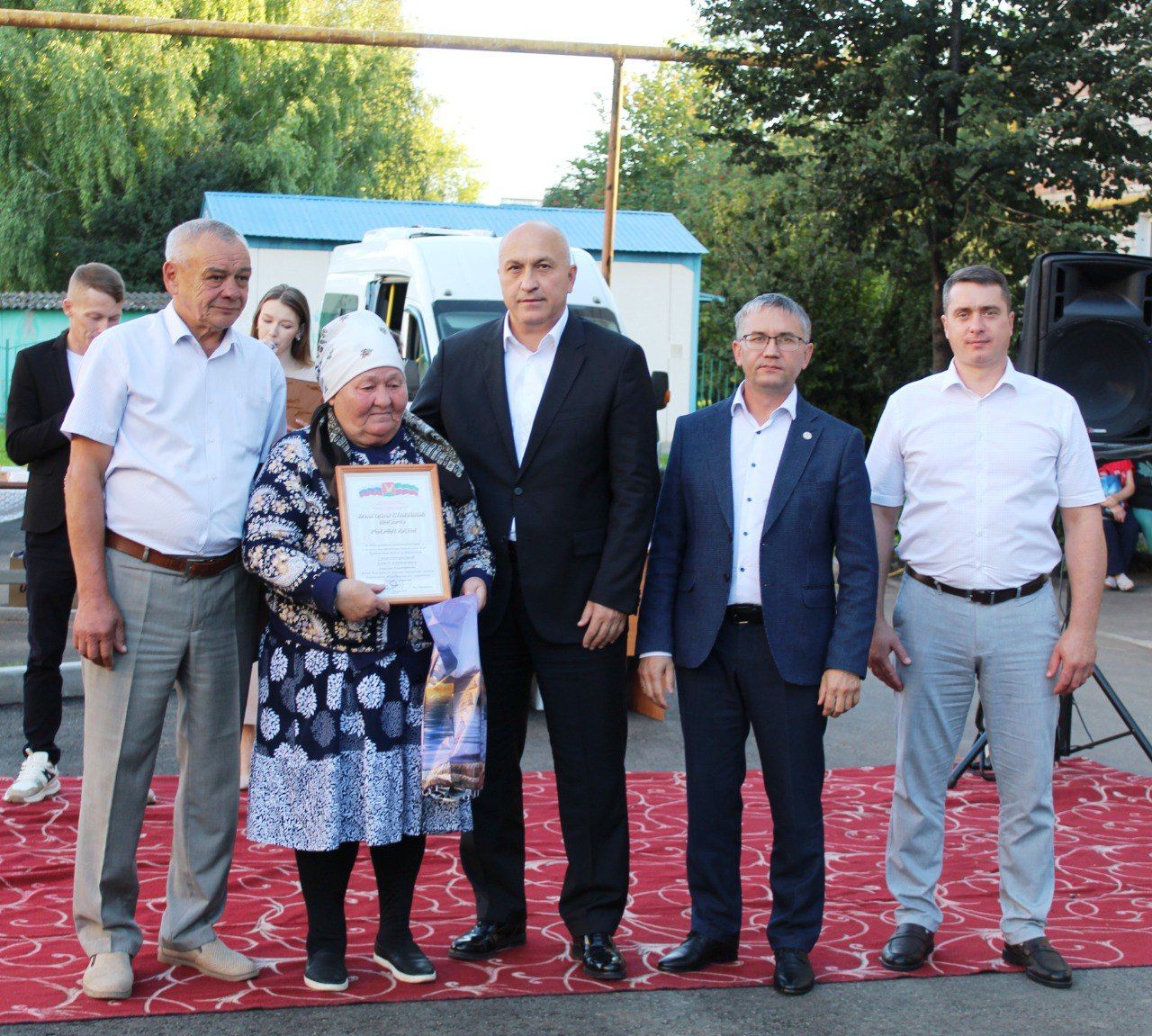 На улице Булгар в Азнакаево прошел Праздник двора