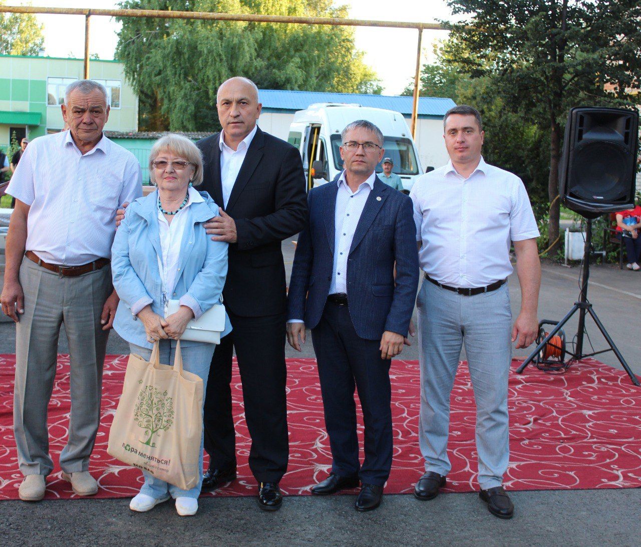 На улице Булгар в Азнакаево прошел Праздник двора