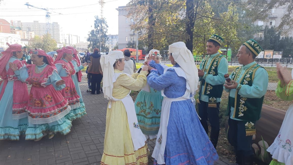 Азнакаевский район приглашает земляков на праздничный концерт