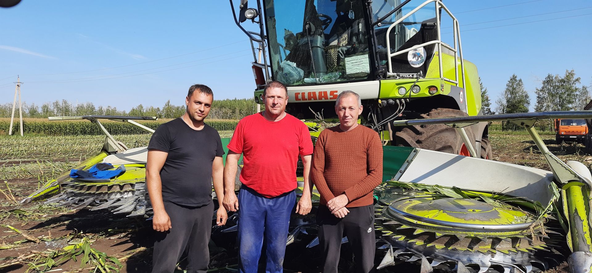 В Азнакаевском районе продолжаются осенние полевые работы