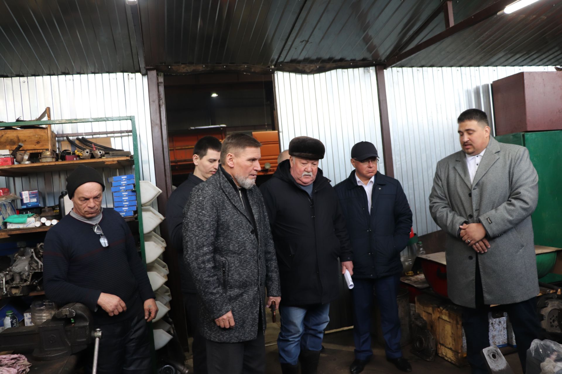 Азнакай механизаторлары язгы кыр эшләренә әзер
