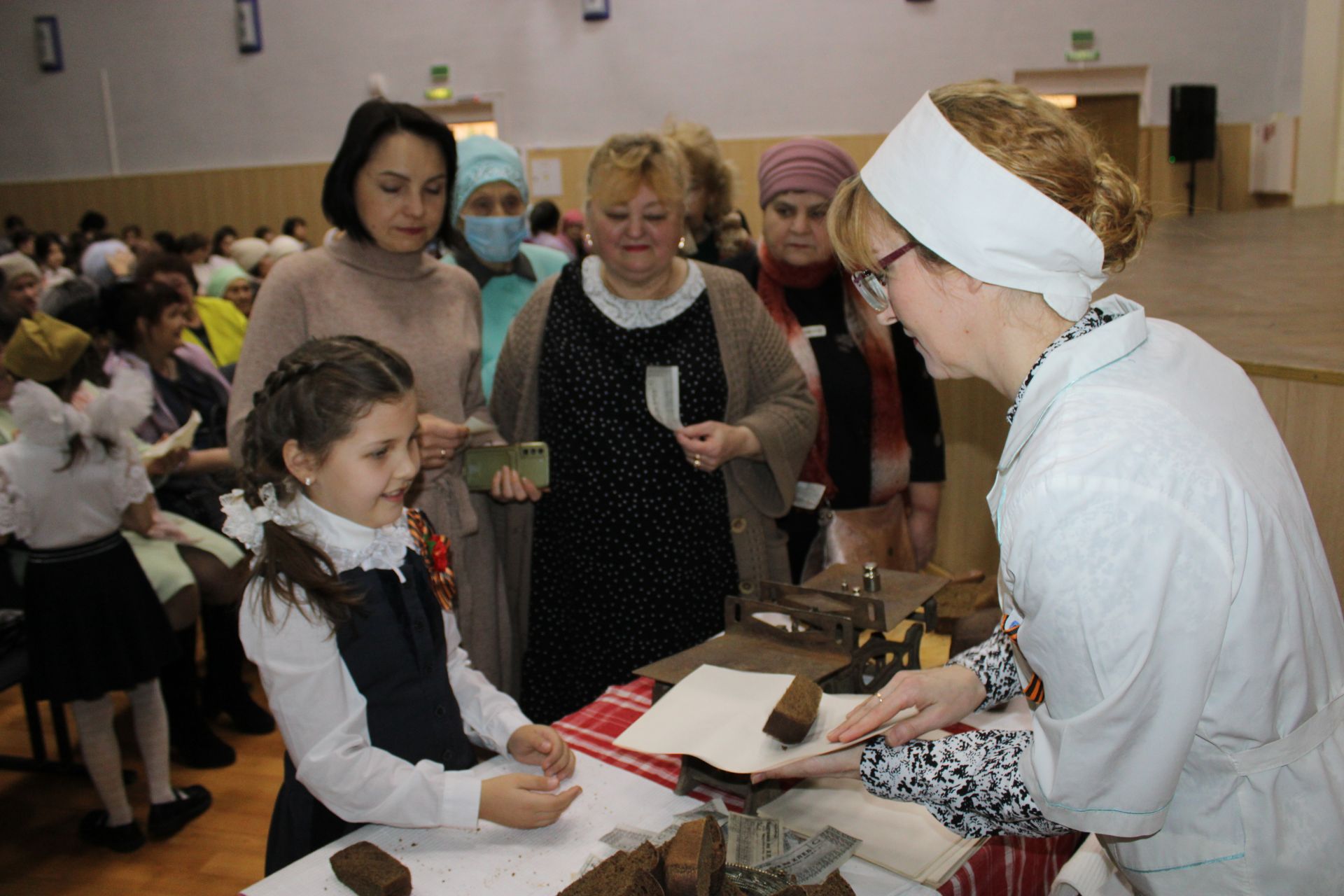 Азнакайлылар Ленинград блокадасы каһарманнарын искә алдылар