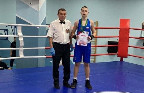 Юные боксеры из Азнакаево блестяще выступили в Казани
