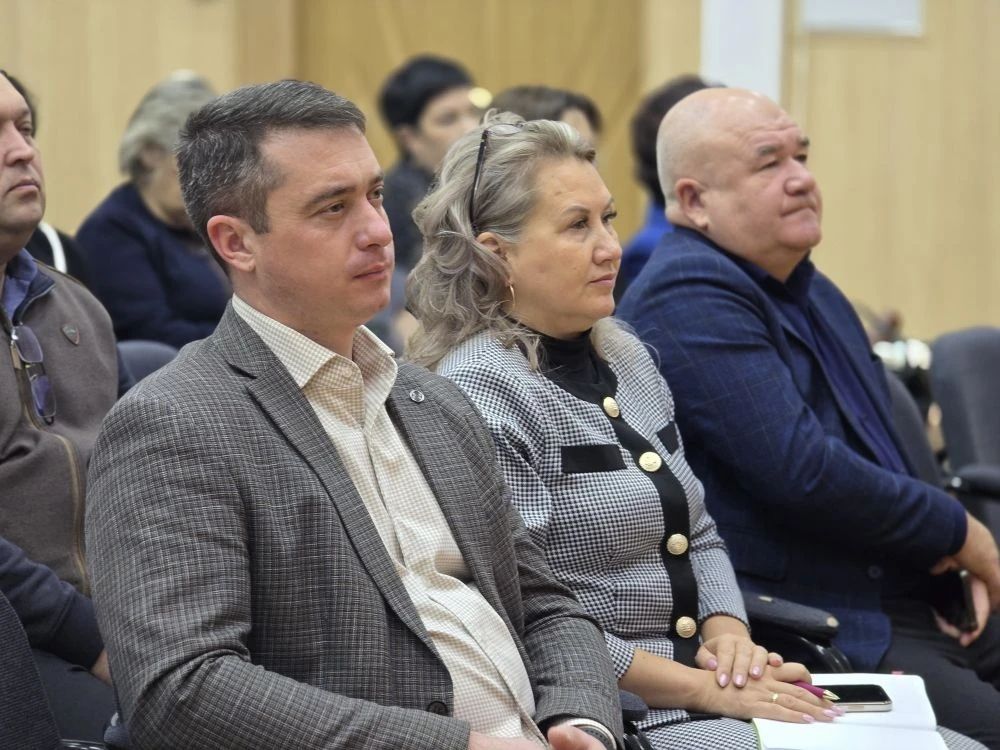 В Азнакаево обсудили меры поддержки семей участников СВО
