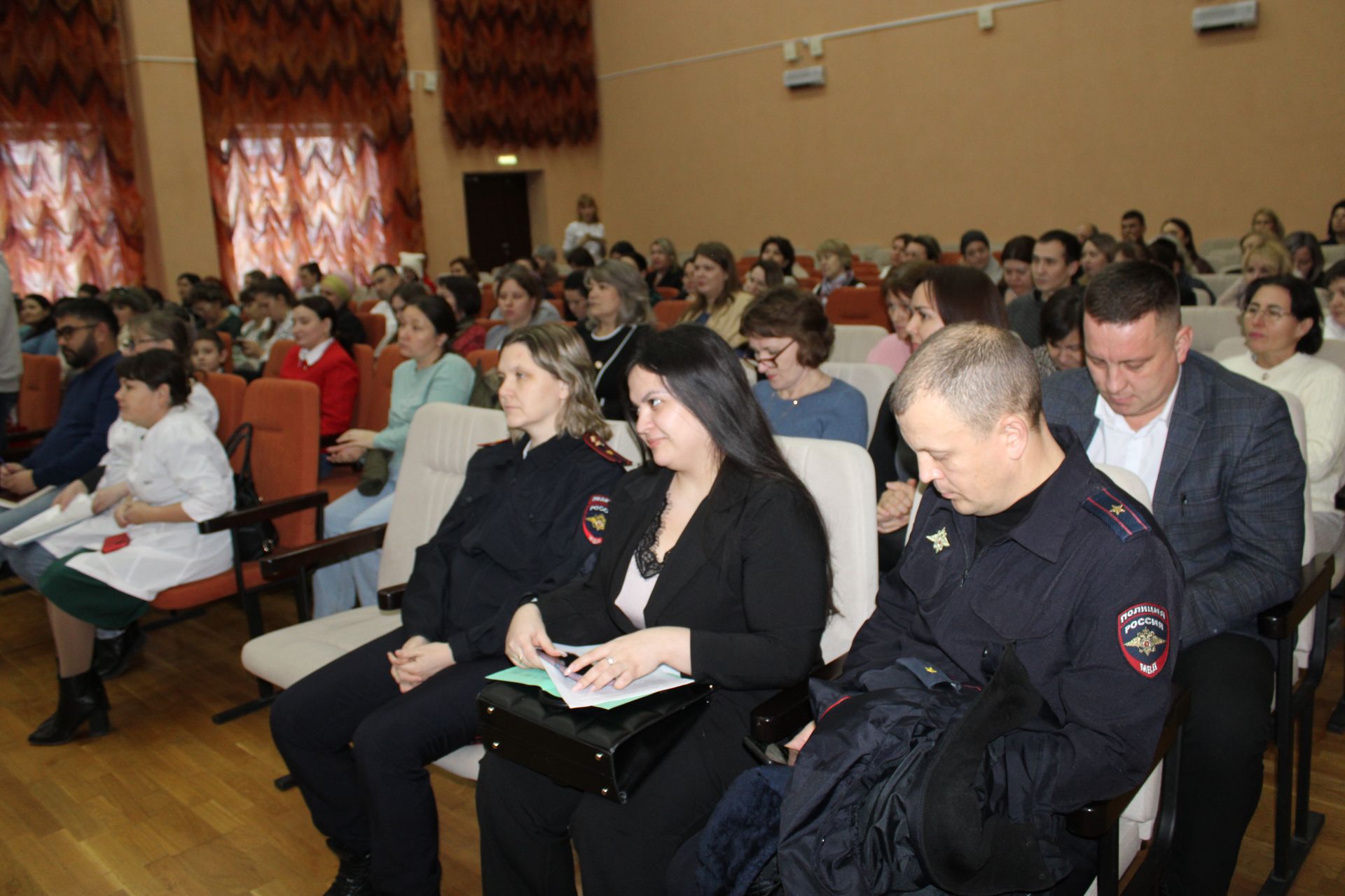 В Азнакаево прошел профилактический форум в рамках акции «Чистое поколение»