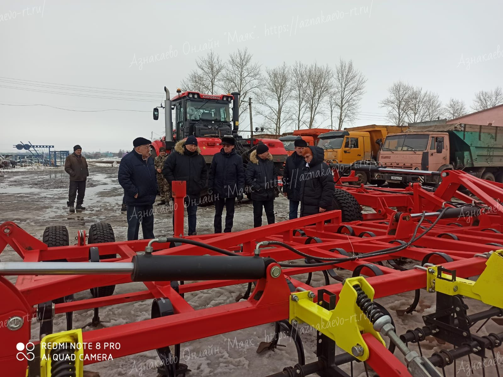 Азнакайда авыл хуҗалыгы техникасының кыр эшләренә әзерлеген тикшерделәр