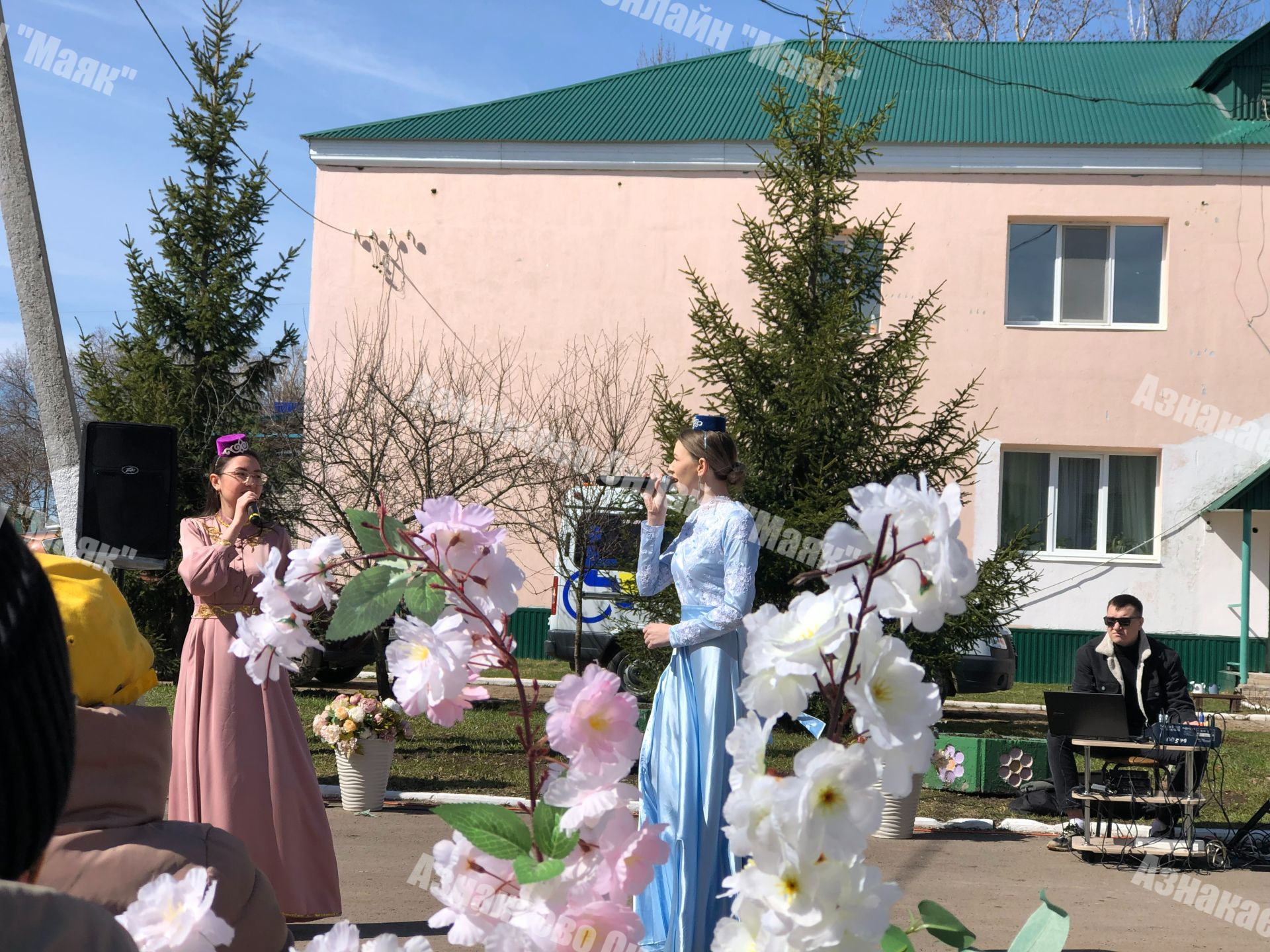 «Карга боткасы» подарил радость подопечным Азнакаевского дома-интерната