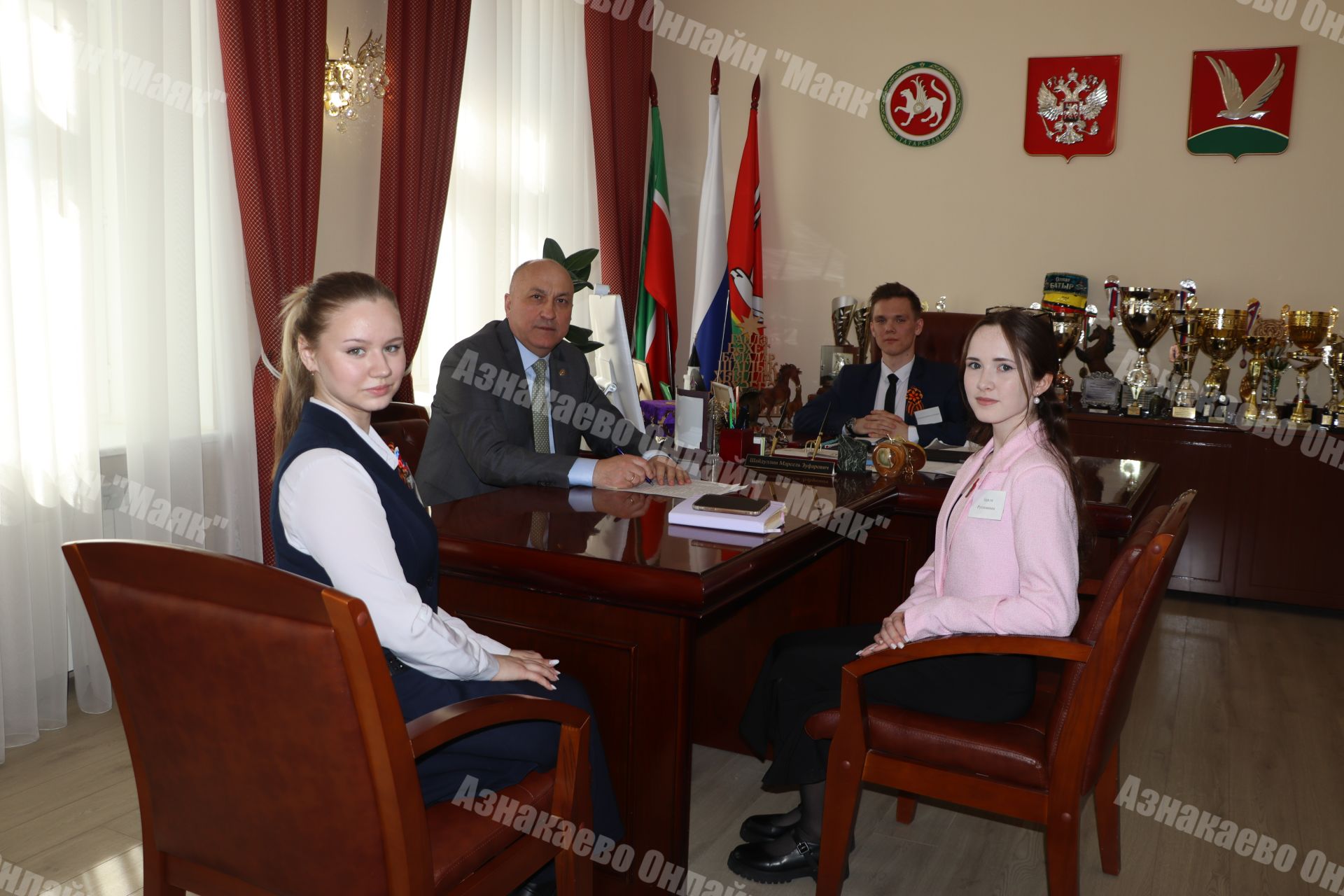 Школьники у руля: как прошел День дублера в Азнакаевском районе