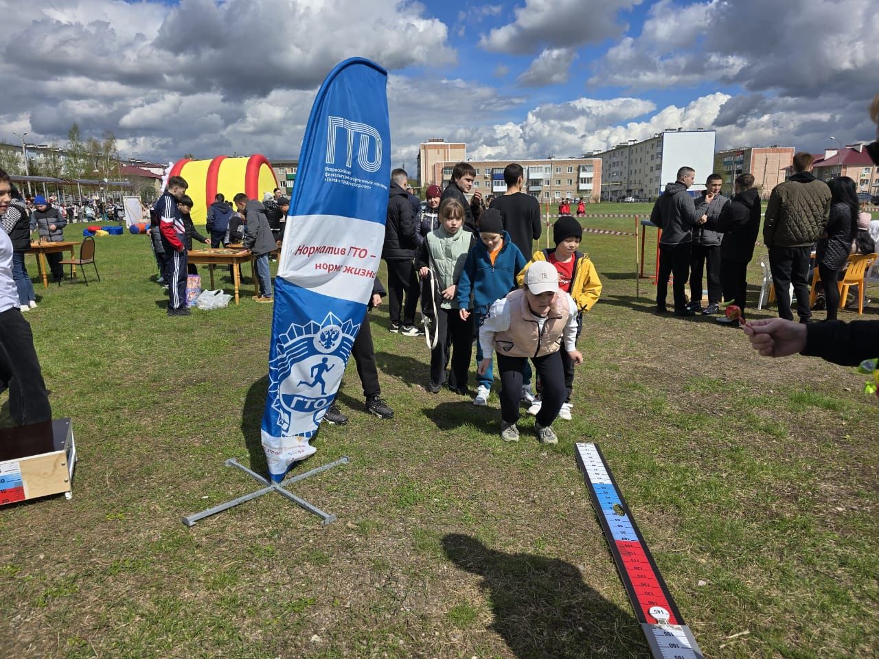 Праздник Весны и Труда в Азнакаево