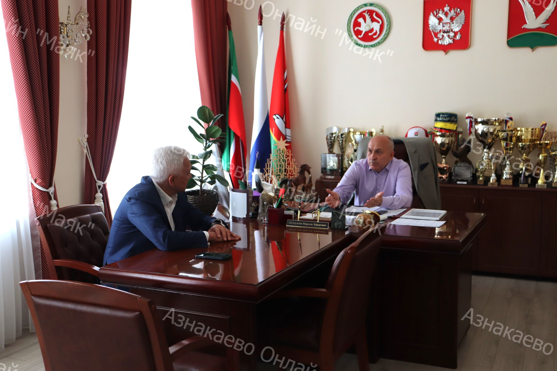 Депутат Госдумы Азат Ягафаров провел встречу с главой района