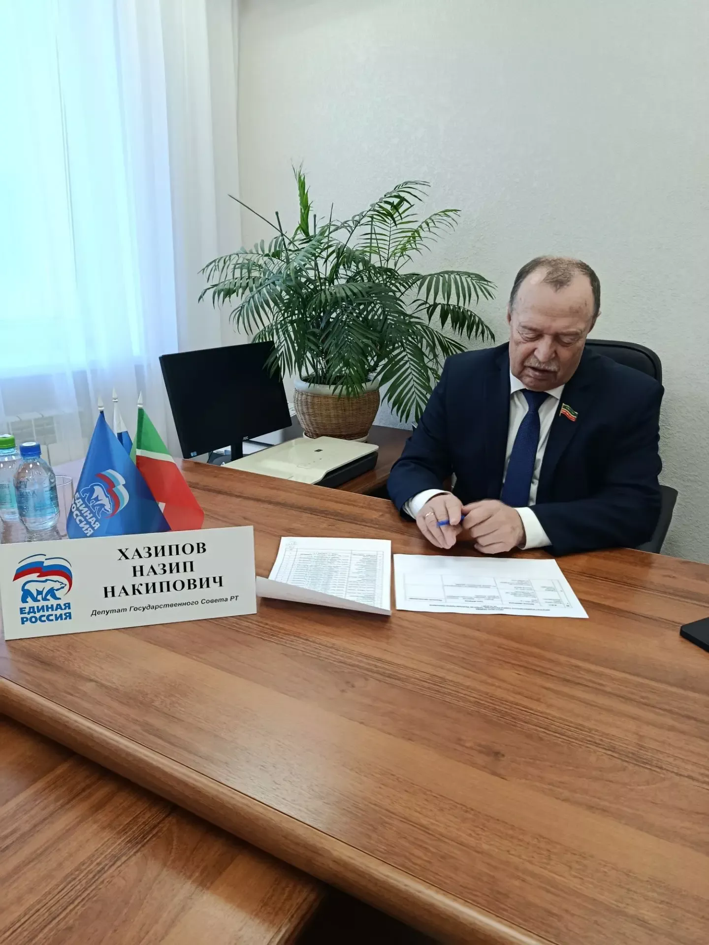 Депутат һәр гозерне контрольгә алды