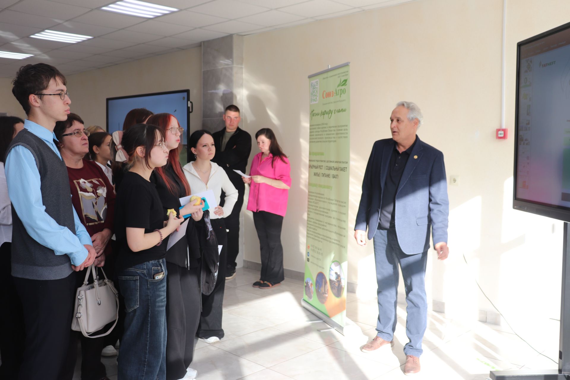 Азнакай политехника техникумында «Ачык ишекләр көне» узды