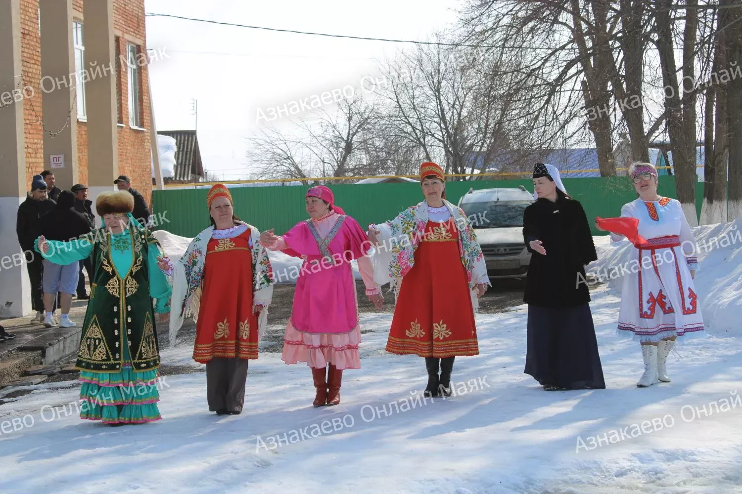 Җиңү бистәсендә Нәүрүз бәйрәме гөрләде