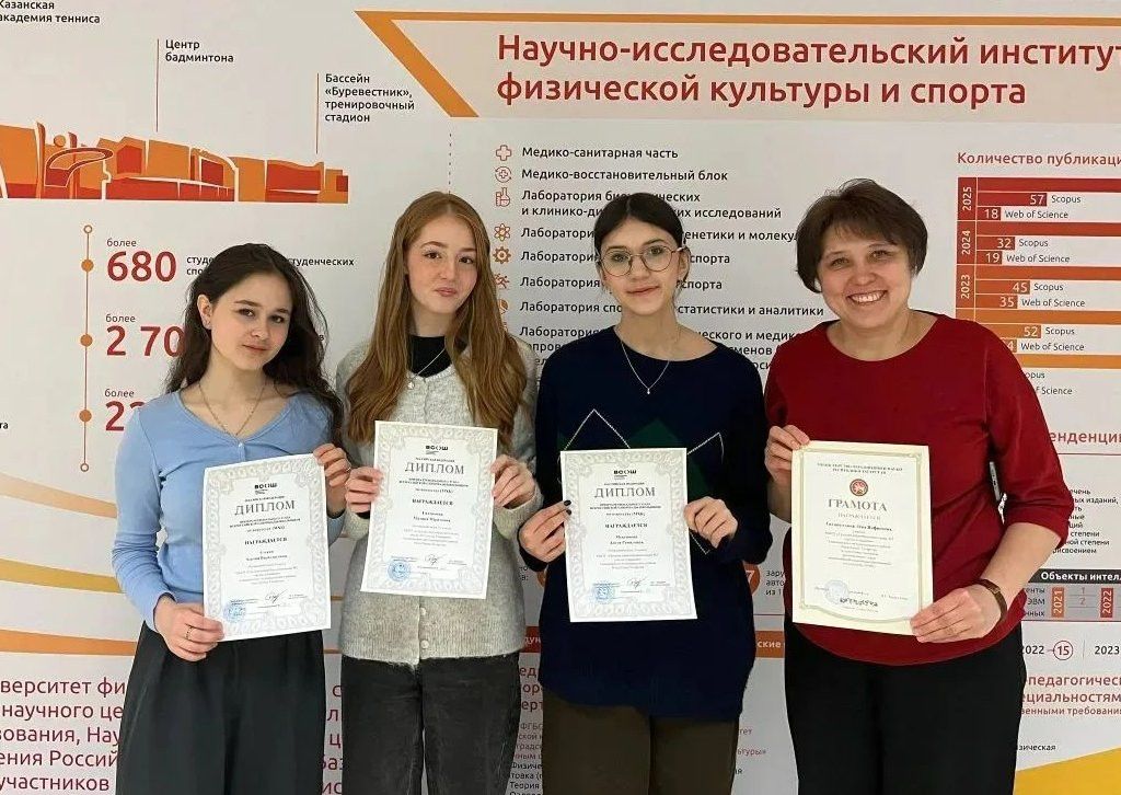 Азнакай укучылары сәнгать буенча яхшы белемнәрен күрсәттеләр