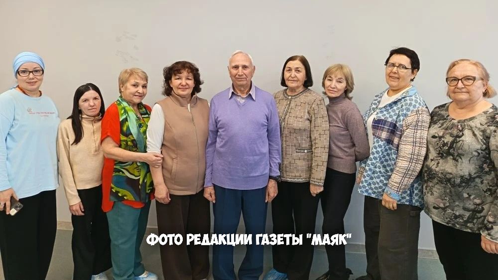 В Азнакаево прошли бесплатные курсы психологии для пенсионеров