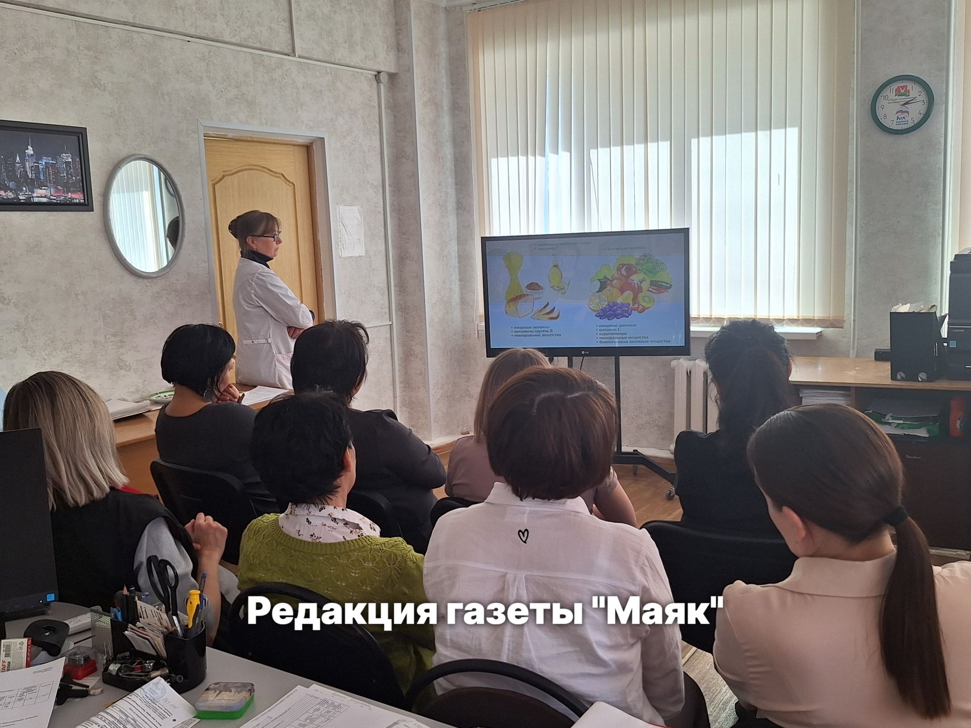 Сотрудникам швейной фабрики рассказали о здоровье на рабочем месте