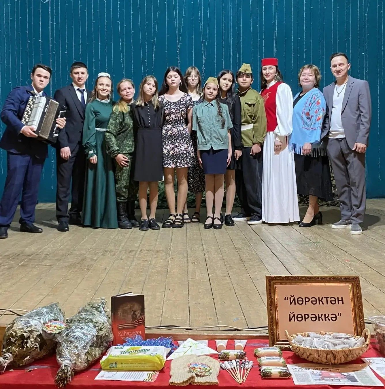 Чубар Абдулда «Йөрәктән – йөрәккә!» хәйрия концерты узды: сугышчыларга ярдәм җыелды