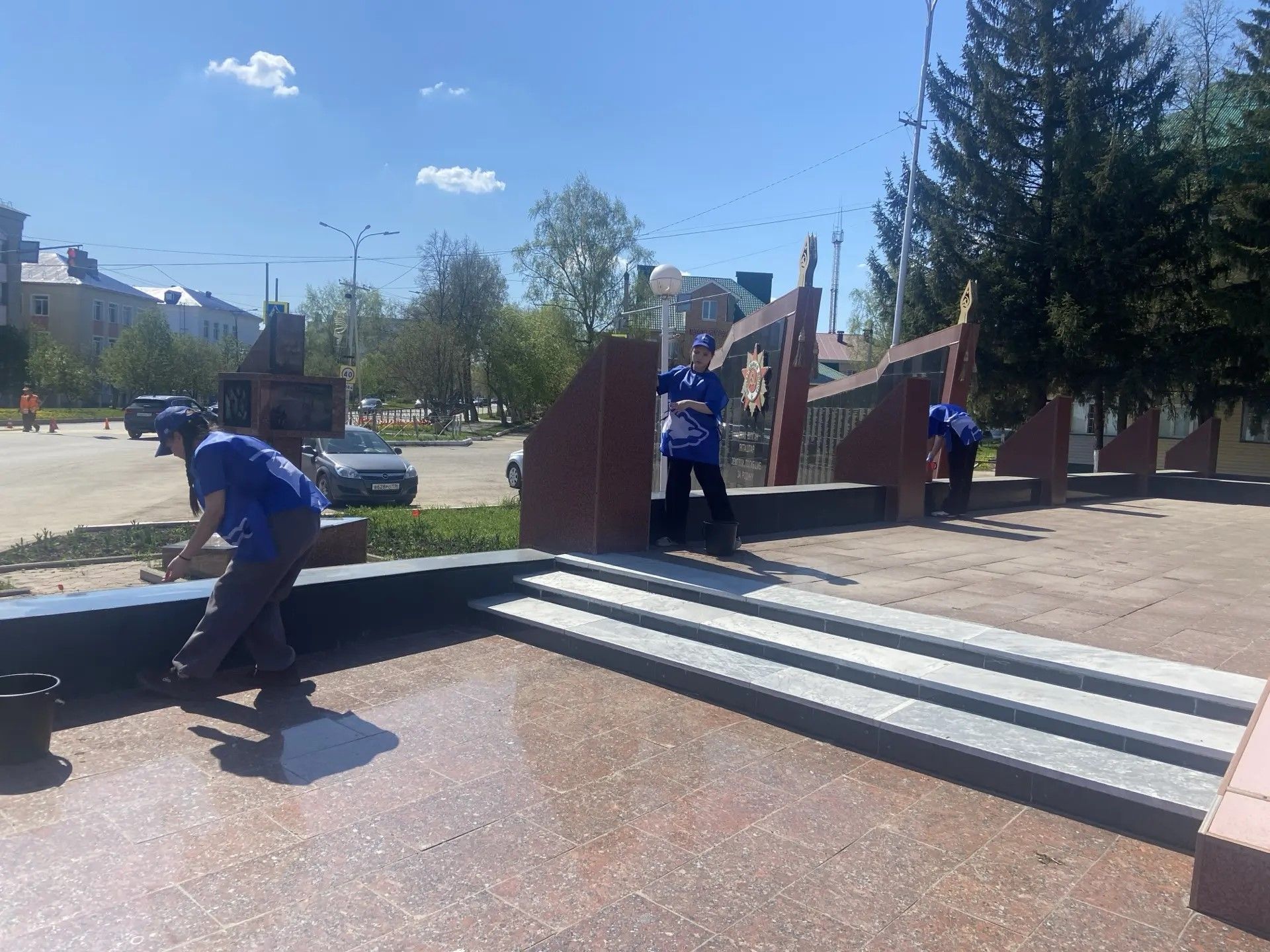 Азнакайда Мәңгелек ут мемориалында зур өмә узды