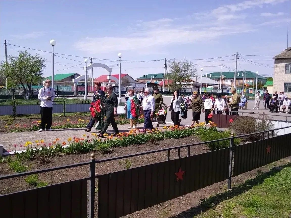 В канун Дня Победы сотрудники Клиентской службы посетили ветеранов в селах Чекан и Победа
