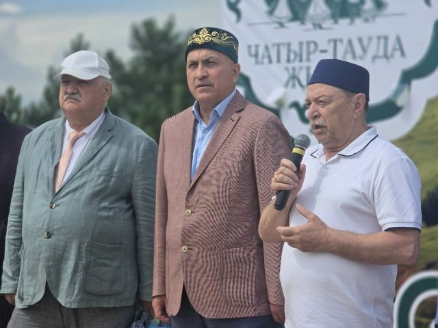 Эпоха открытий и наследия: поздравляем с юбилеем выдающегося историка Альберта Бурханова!