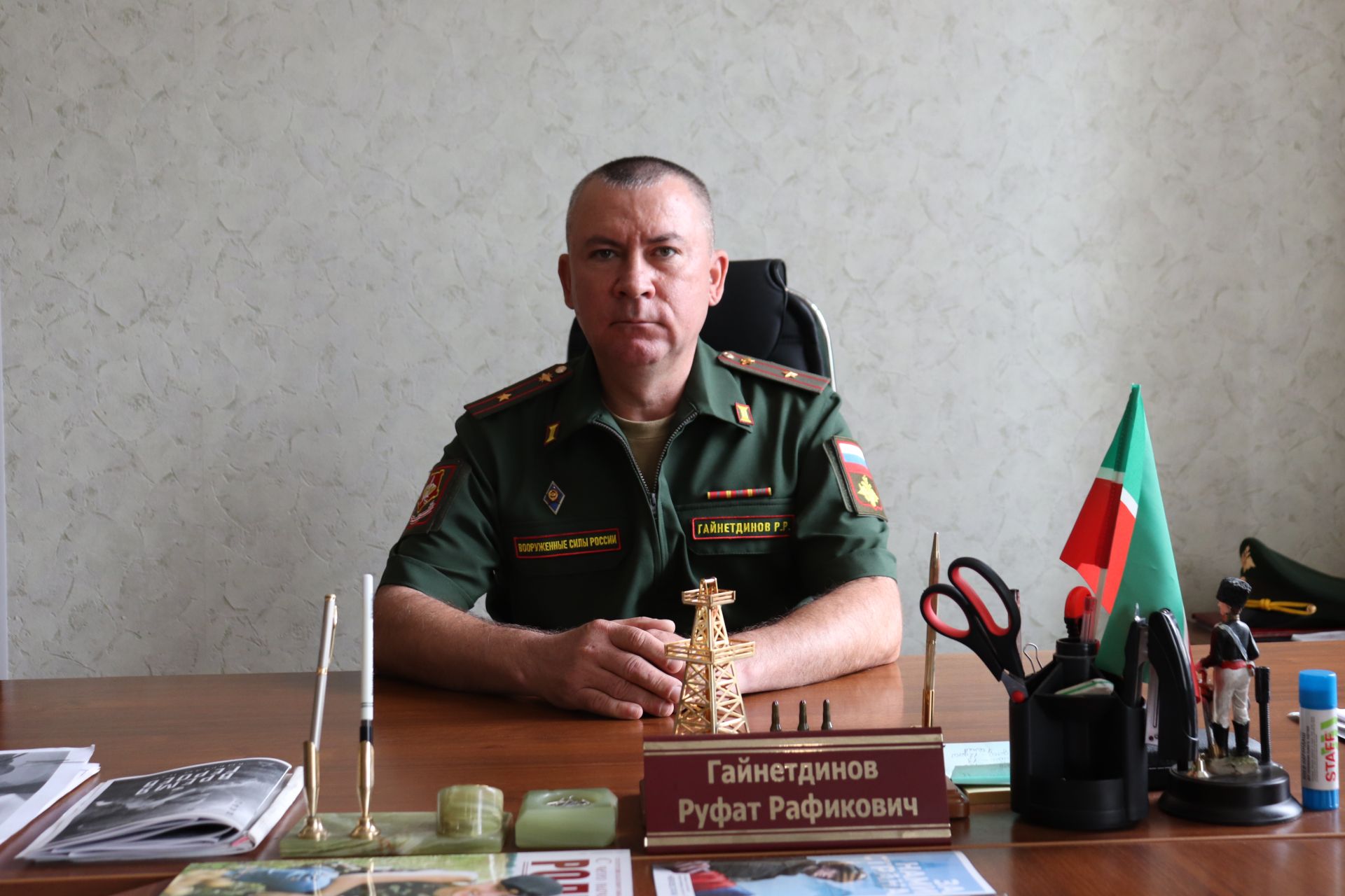 В Азнакаевском районе продолжается набор граждан на военную службу по контракту