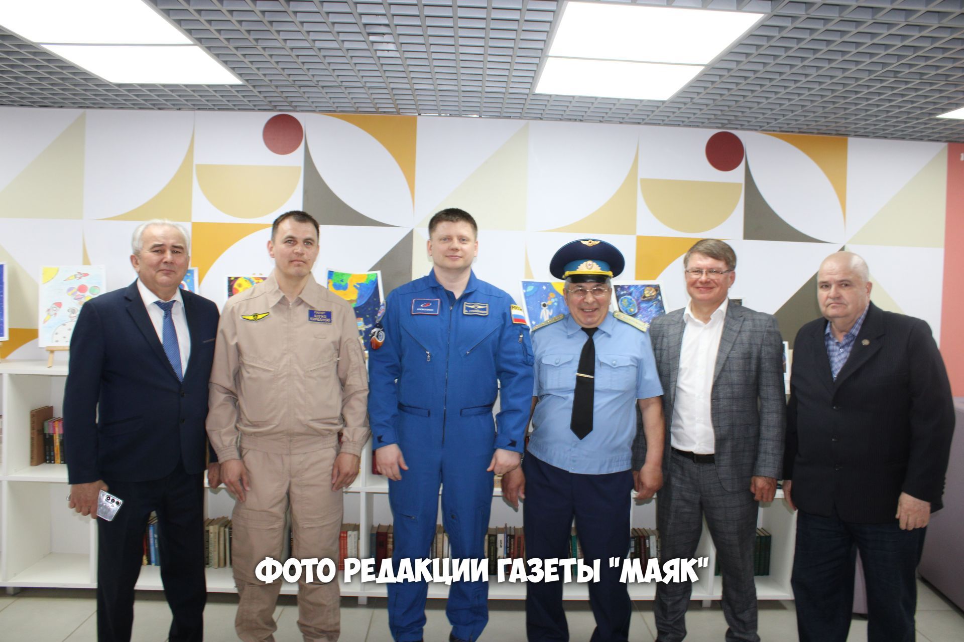 Уважаемые военнослужащие, летчики и ветераны Военно-воздушных сил!