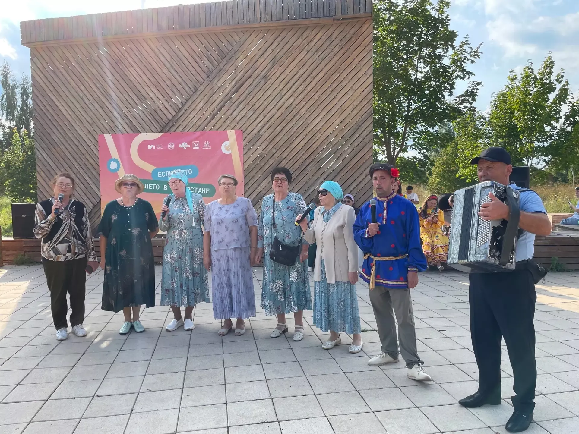 Праздник «Яблочный Спас» в парке Тарсус: день традиций и семейного уюта!