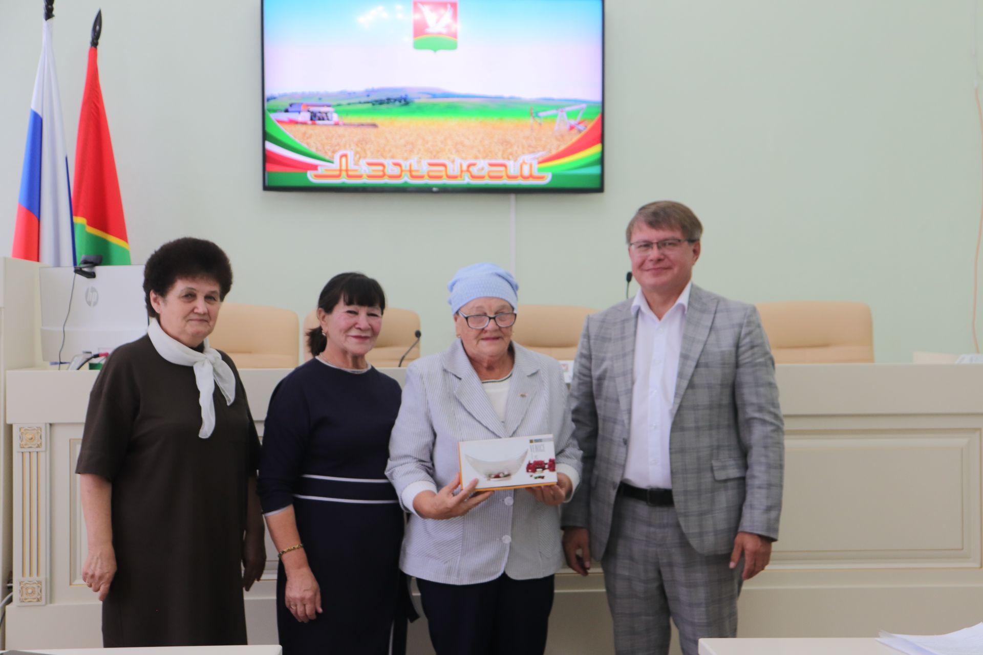 Азнакай районы ветераннар советының чираттагы утырышы узды