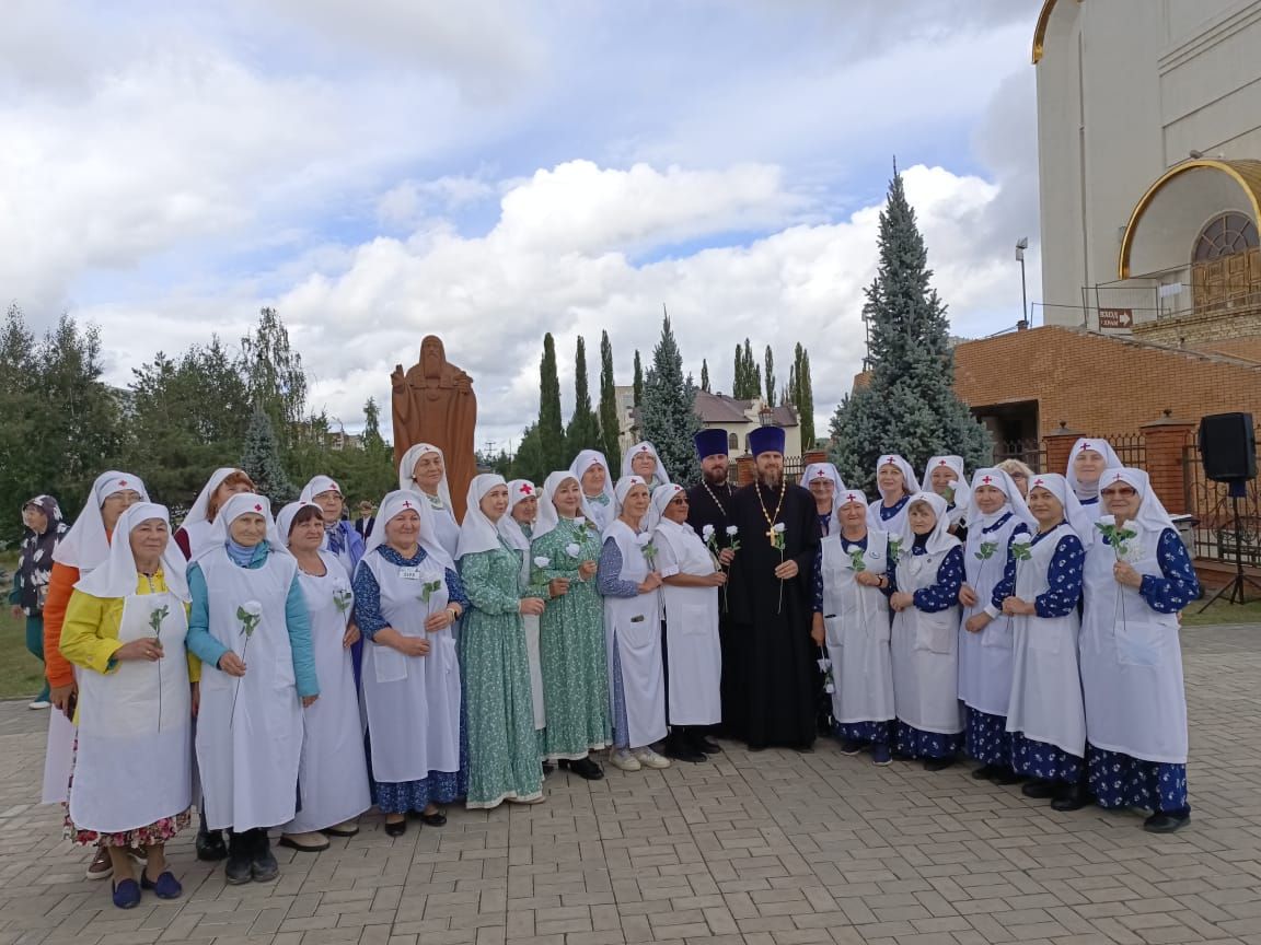 «Белый цветок» расцветает от добрых дел