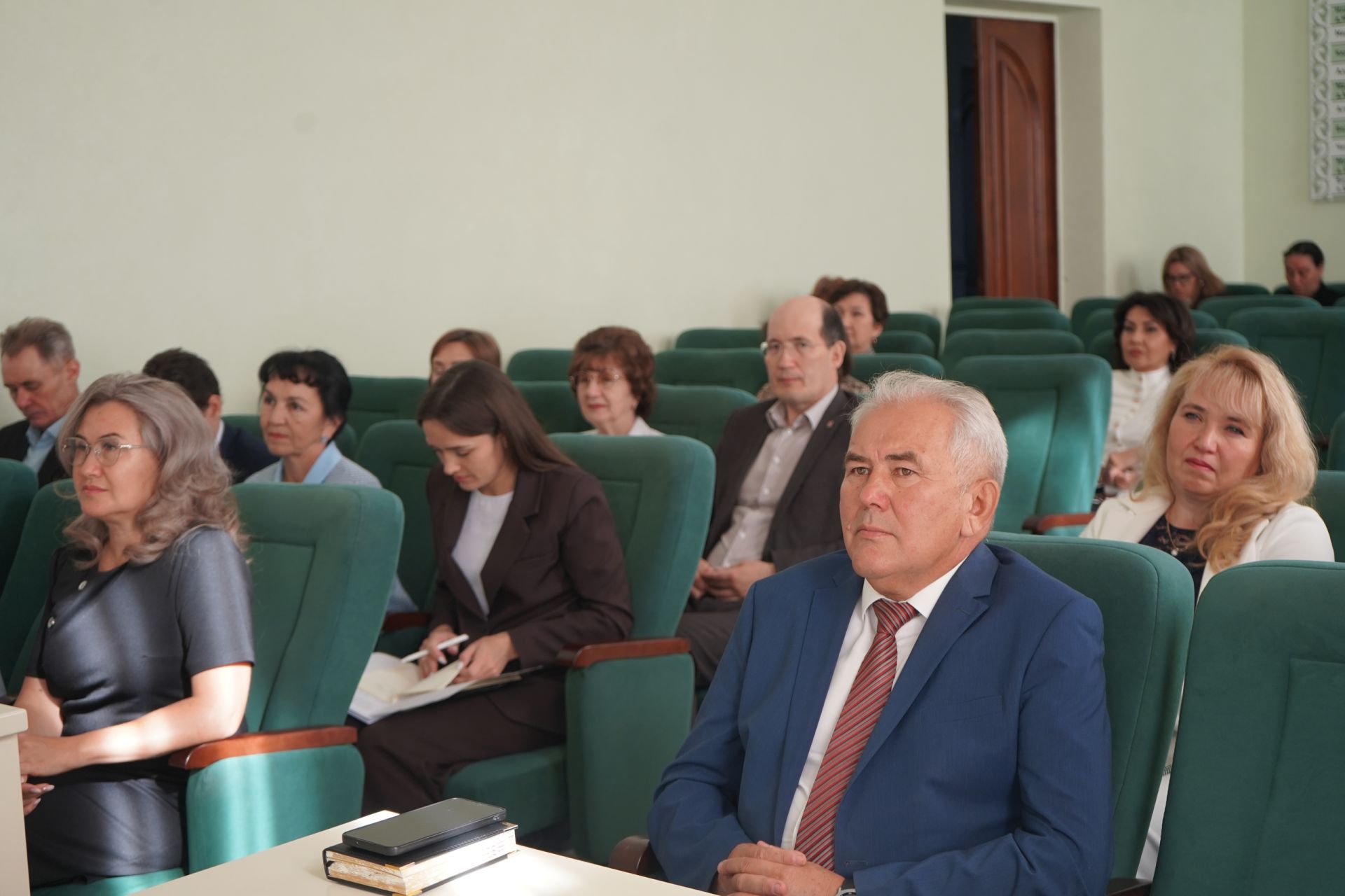 Планёрка в Азнакаевском районе: итоги по ключевым сферам