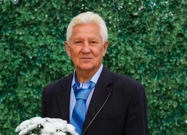 Уважаемый Роберт Гильмуллович!