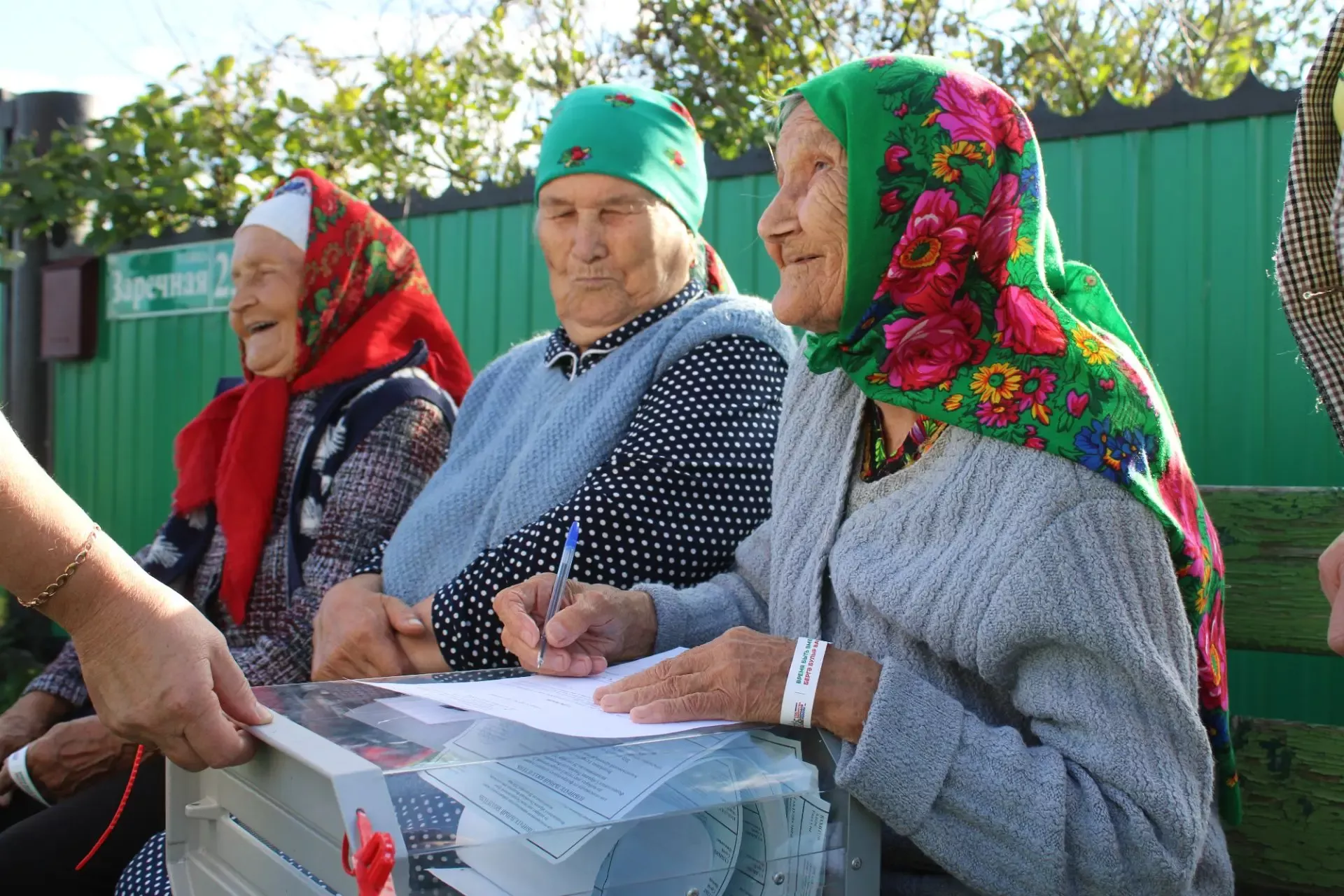 Азнакайда 101 яшьлек Мөхәссәнә апа сайлауда катнашты