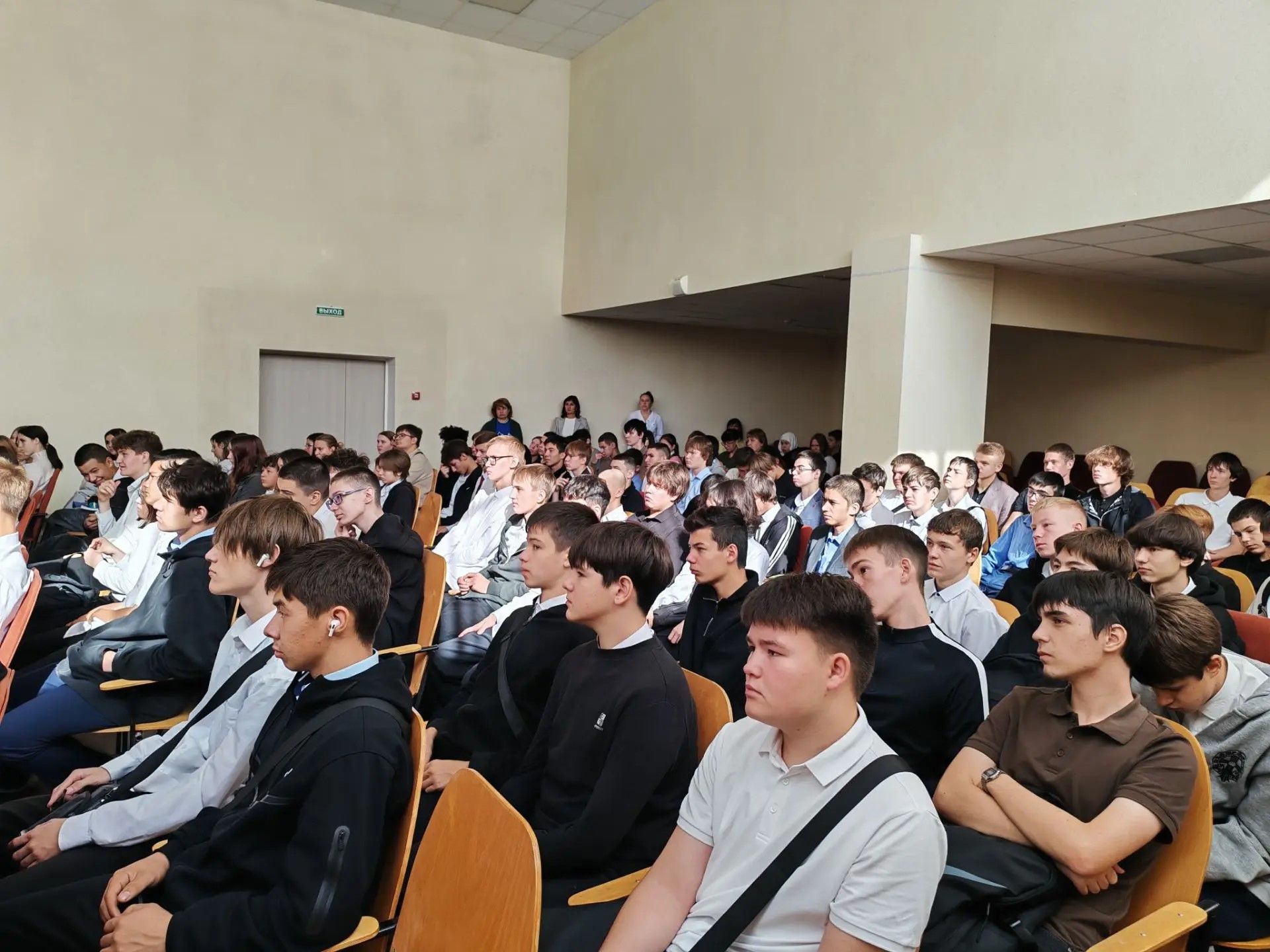 В Азнакаевском политехническом техникуме провели День профилактики ВИЧ-инфекции среди молодежи