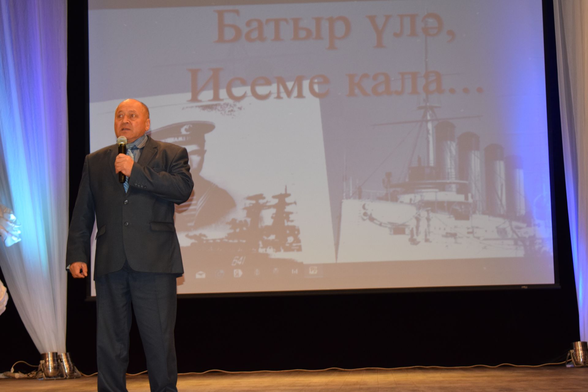 В Азнакаево почтили память Альберта Шайхутдинова